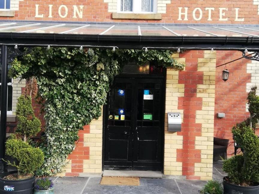 Lion Hotel Llanbister Exterior foto